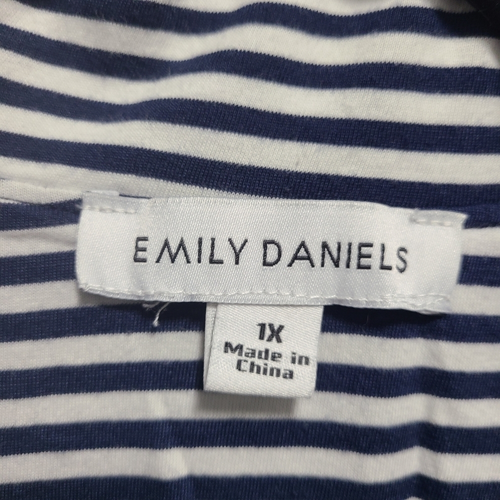 Emily Daniels Deep Blue Zip-Up Sweatshirt 1X - Picture 5 of 9